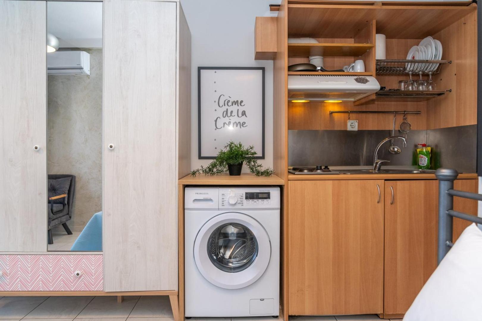 Kosmos Service Apartment Beautiful Studio 3 With Additional Cost Parking Thessaloniki Exterior photo