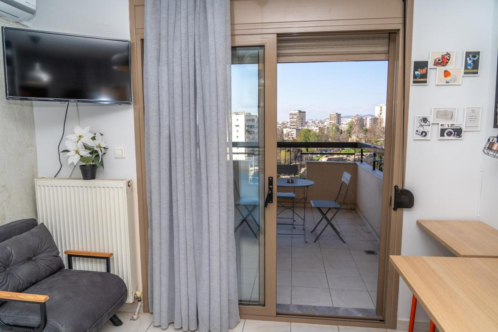 Kosmos Service Apartment Beautiful Studio 3 With Additional Cost Parking Thessaloniki Exterior photo